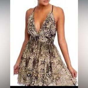 NWT Luxxel Black and Gold Backless Dress